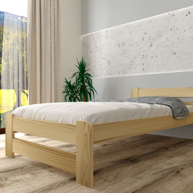 U nás nakoupíte postele z masivu již od 1500 Kč.